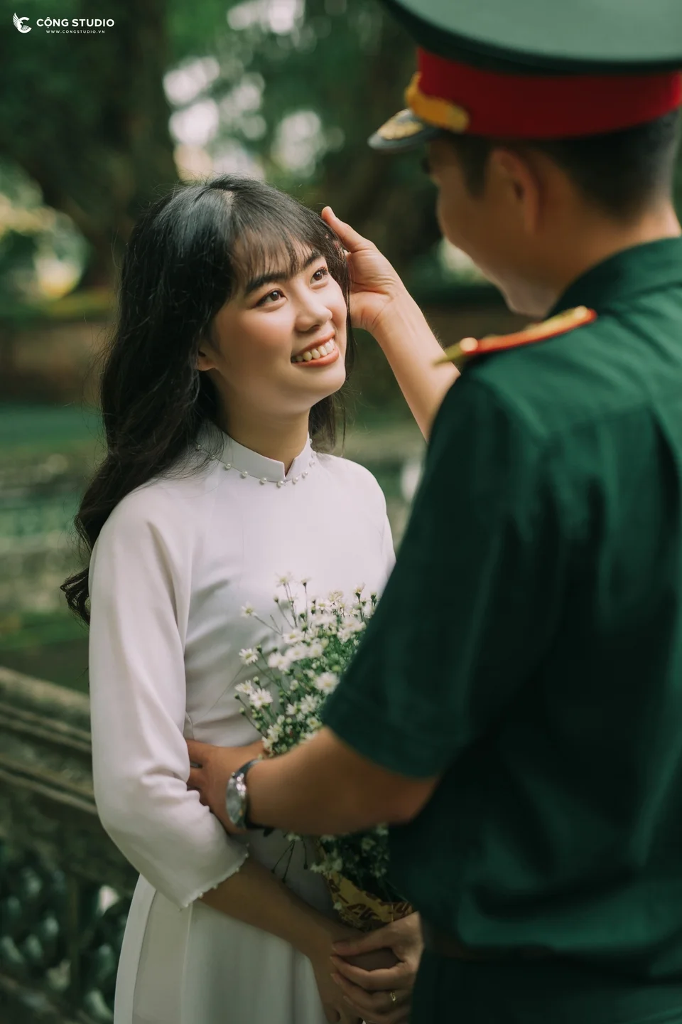 Bộ Ảnh Đôi Cực Ngọt Của Chú Bộ Đôi Cùng Hậu Phương
