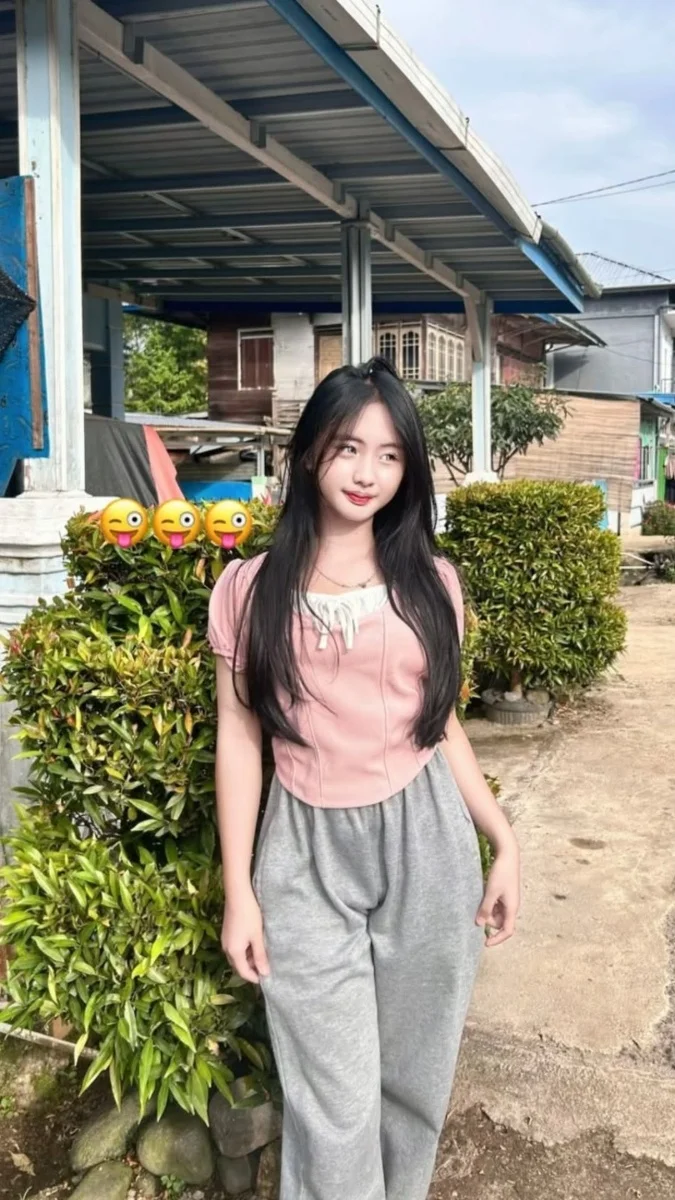 Ảnh minh hoạ gái xinh không che số 12