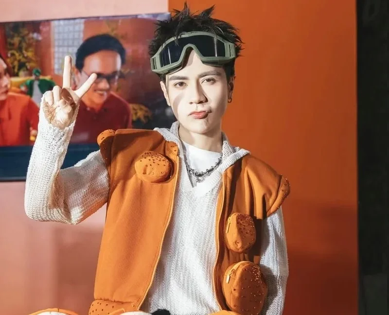 hinh-nen-quang-hung-masterd (15)