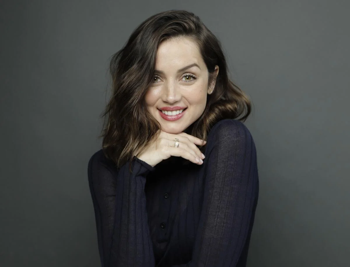 Why Ana de Armas almost turned down her 'Knives Out' role - Los Angeles Times