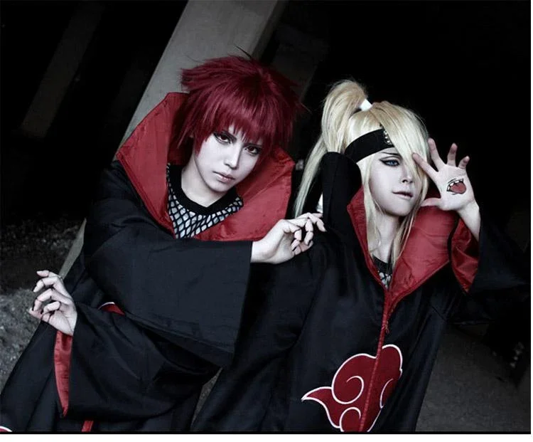 cosplay nhân vật trong Naruto, Sasori và Deidara mặc áo choàng Akatsuki
