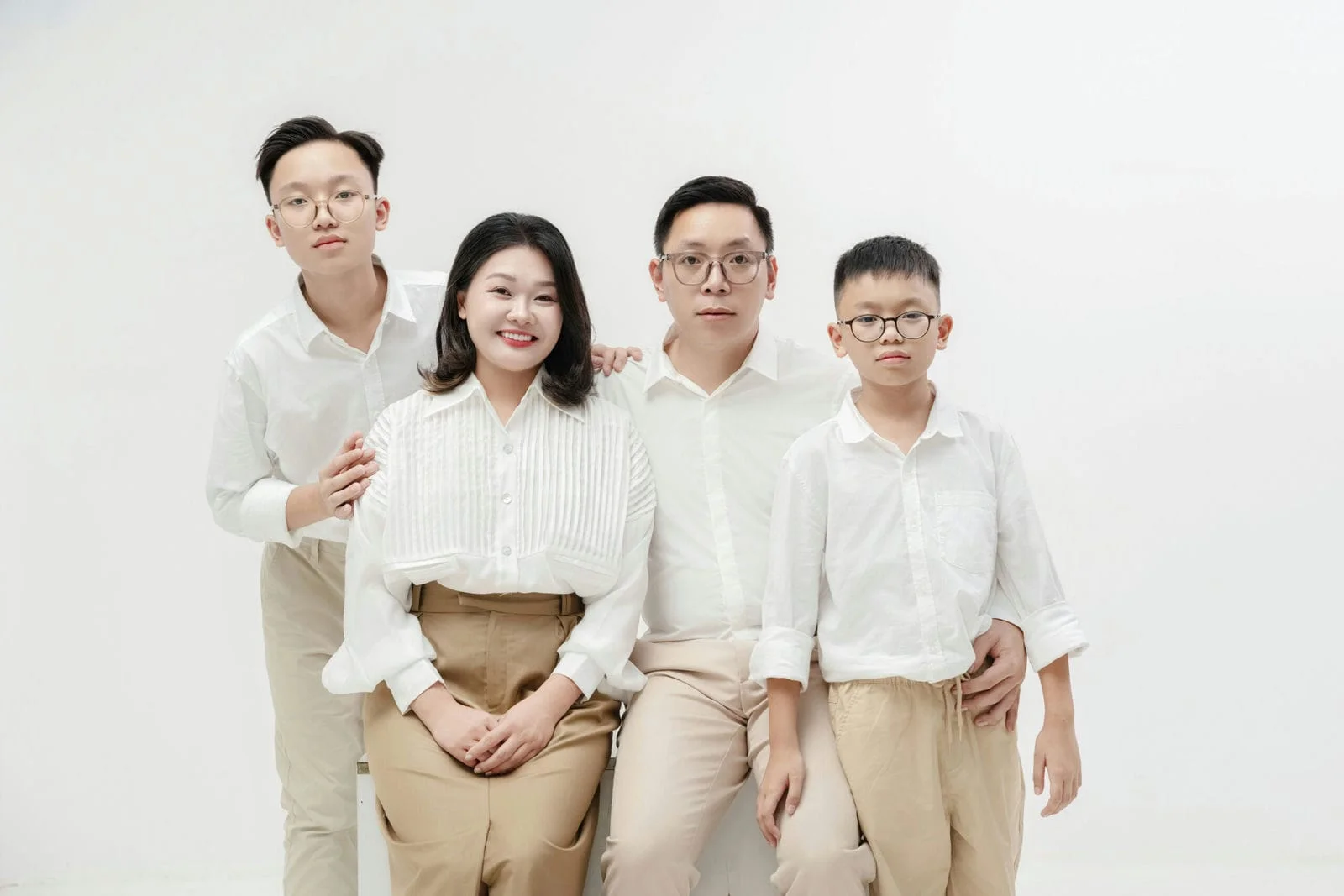 Bí Kíp Chụp Ảnh Gia Đình 4 Người Đẹp Và Ấn Tượng - Jeju Wedding