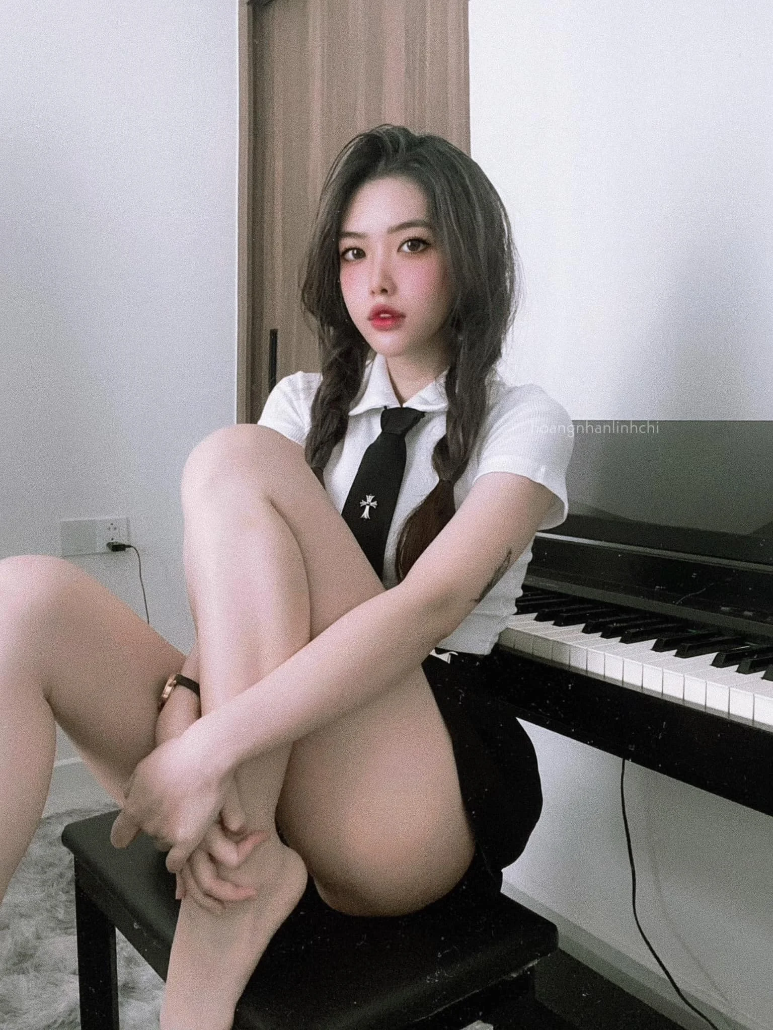 Hoàng Nhân Linh Chi hoangnhanlinhchi Ảnh Girl gym, Hotgirl Fitness, Ảnh gái tập gym, Girl tập gym, PT hotgirl, Huấn luyện viên hotgirl (8)