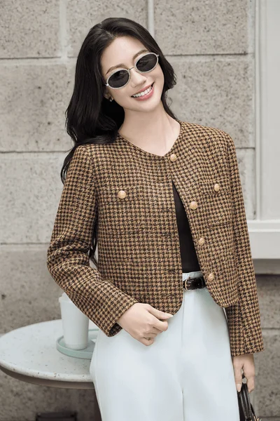 Áo khoác Graceful Vải Dạ tweed 2 lớp ngắn dáng ôm cổ tròn (2)