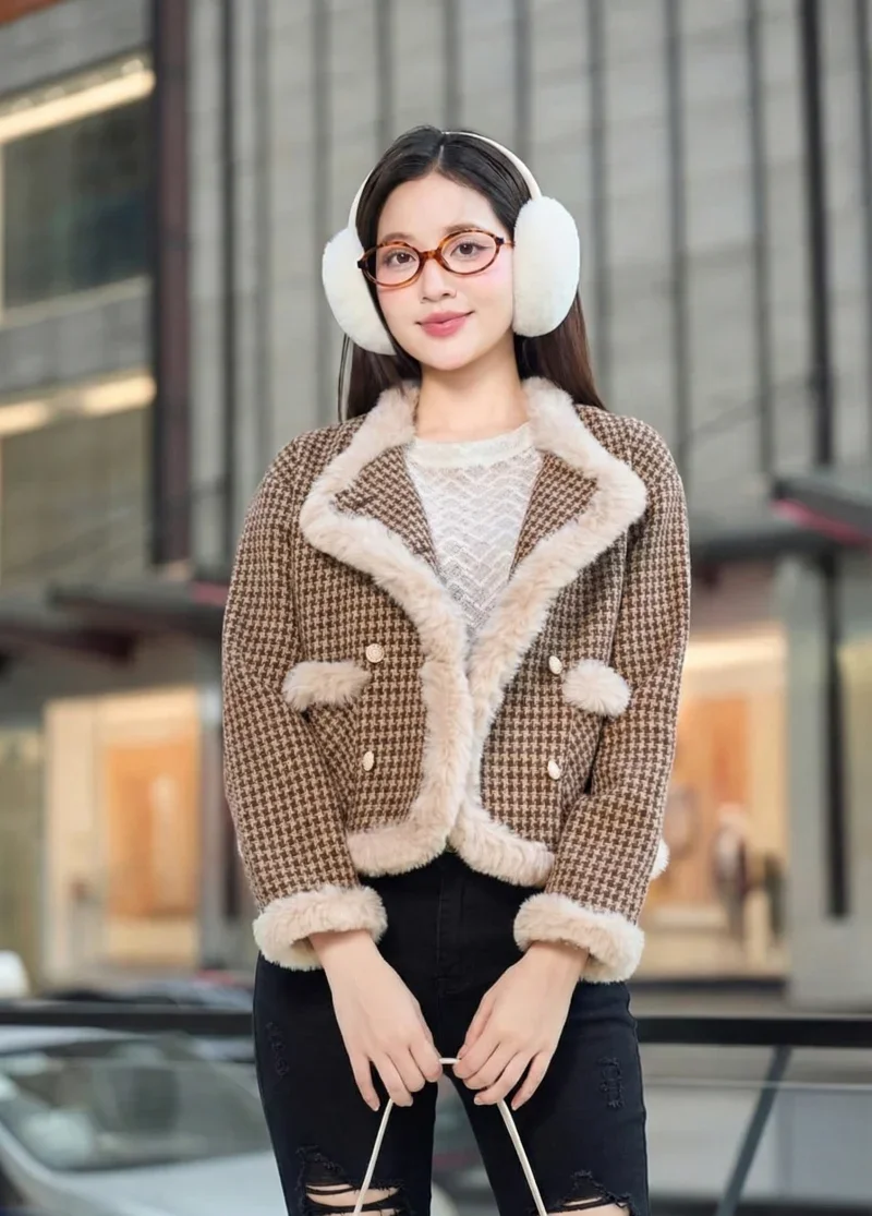 cách phối đồ với áo dạ tweed