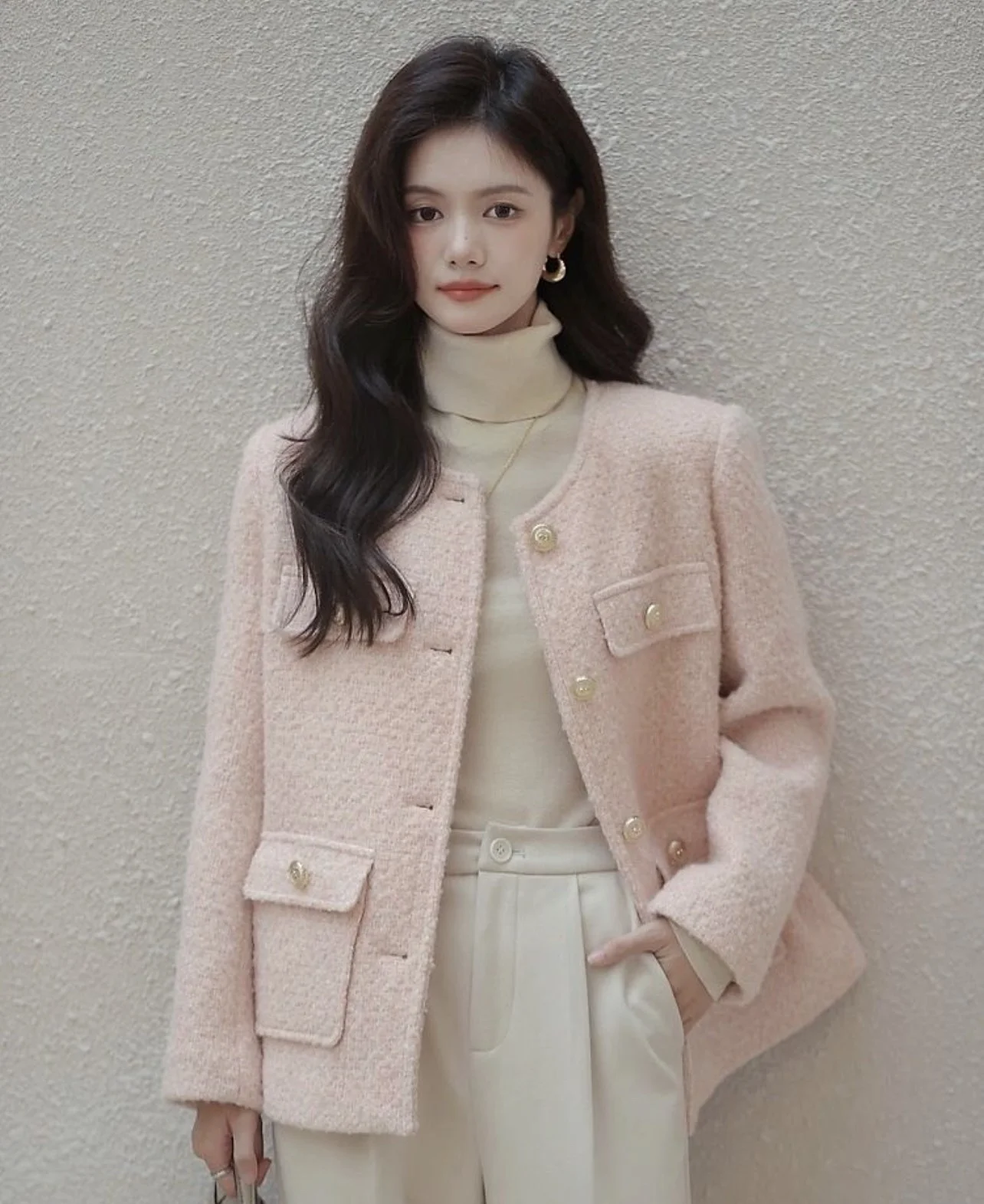 Sức quyến rũ từ những chiếc áo khoác dạ tweed mùa thu sang chảnh