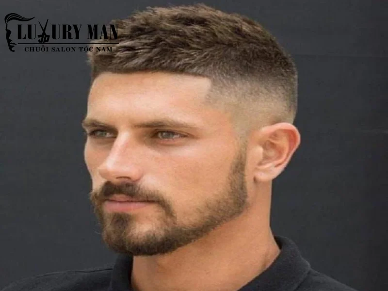 Kiểu tóc nam đẹp Mohican cho gương mặt tròn